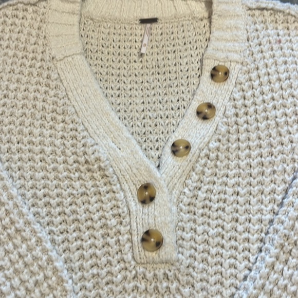 Sweater - Picture 2 of 5